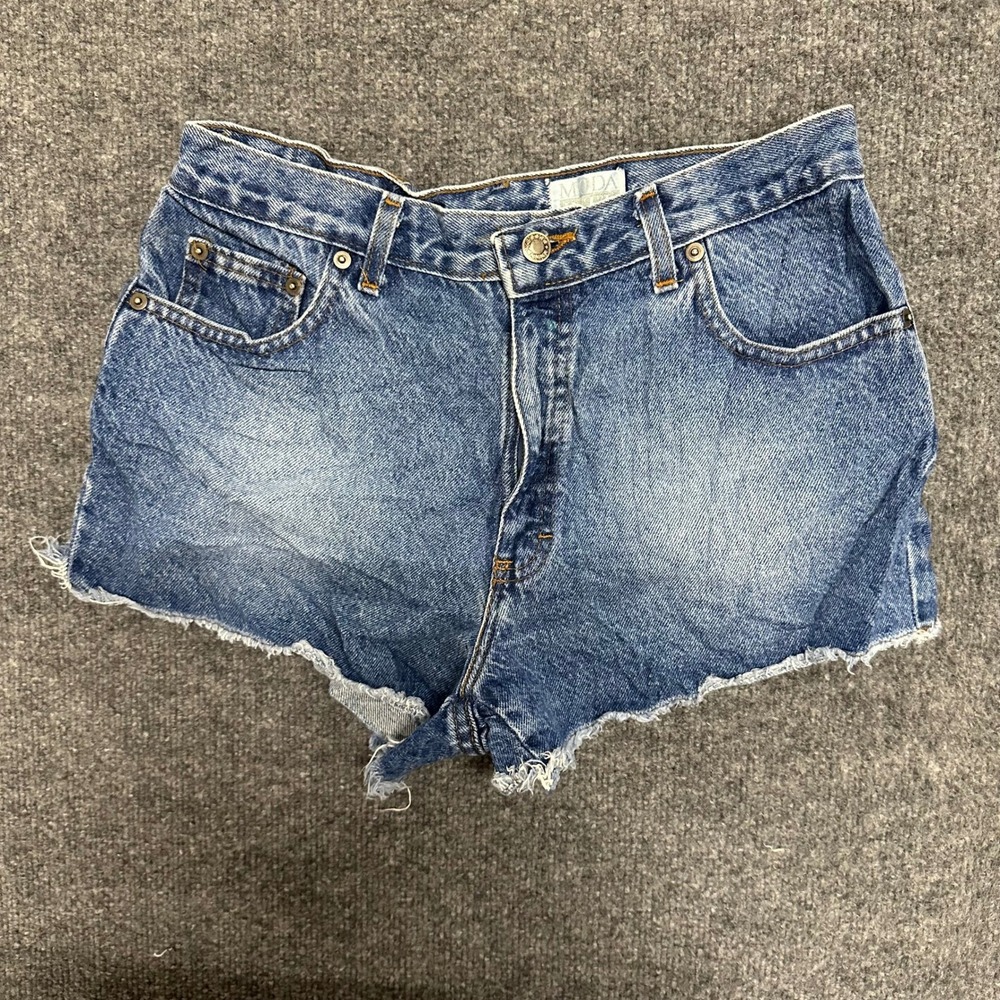 Moda International Denim Shorts Womens Size 8 Blue High Waisted Raw Hem Stained